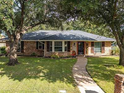 2020 Normandy Drive Hurst, TX 76054