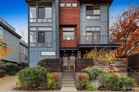 2046 NW 64th St Seattle, WA 98107
