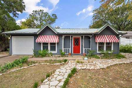 4806 Lemondrop Court Arlington, TX 76017