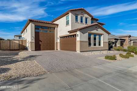 18922 W Clinton Street Surprise, AZ 85388