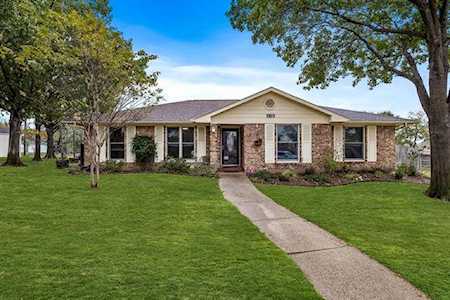 1109 Lopo Circle Flower Mound, TX 75028