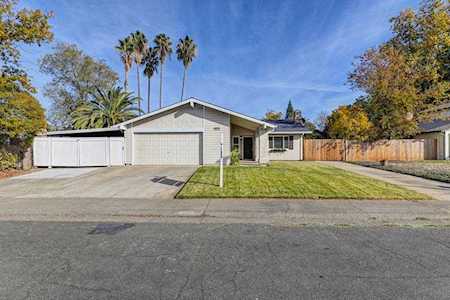 8437 Juglans Drive Orangevale, CA 95662