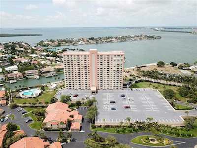 4900 Brittany Dr S #104 St. Petersburg, FL 33715