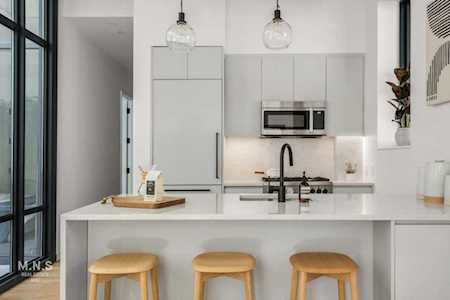 710 Metropolitan Ave #1-C Brooklyn, NY 11211