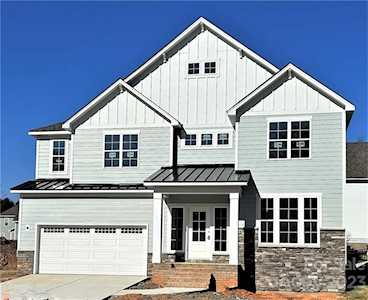 4513 Foxview Ct Charlotte, NC 28270