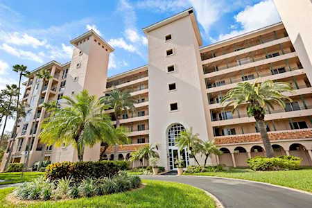 4750 Dolphin Cay Ln S #209 St. Petersburg, FL 33711
