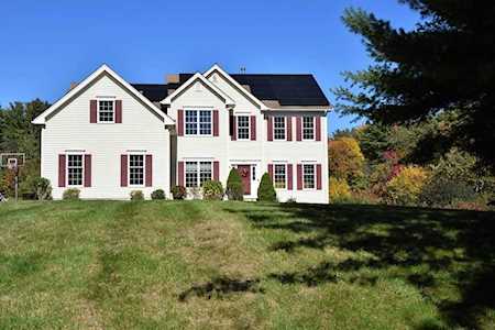 37 Valley View Dr Grafton, MA 01536