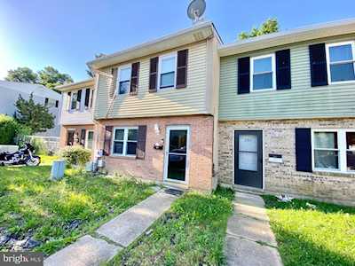 228 Whitherspoon Ln Newark, DE 19713