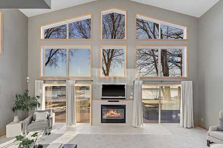 1847 Shorewood Lane Mound, MN 55364