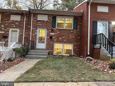 14428 Falmouth Dr Woodbridge, VA 22193