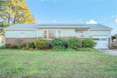 2469 Tullibee Dr Norfolk, VA 23518