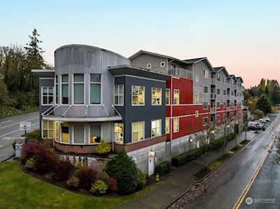 19500 Ballinger Way NE #206 Shoreline, WA 98155