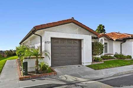 6729 Oleander Way Carlsbad, CA 92011
