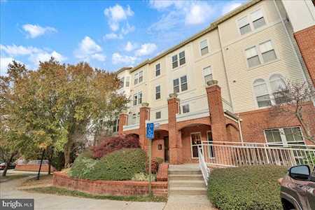 2931 Deer Hollow Way #104 Fairfax, VA 22031