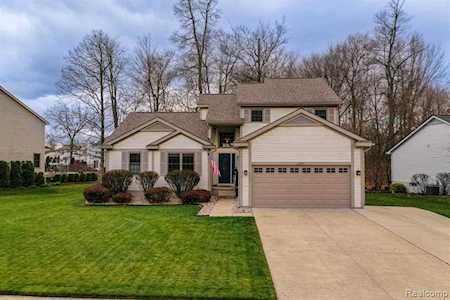 2397 Lorraina Ln Hartland Twp, MI 48353