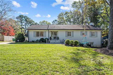 300 Burleigh St Charlotte, NC 28211
