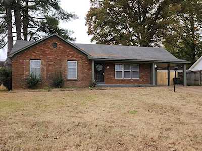 1945 Grovehaven St Memphis, TN 38116