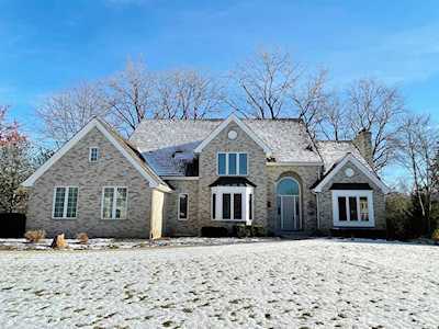 1480 Anderson Dr Green Oaks, IL 60048