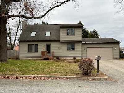 48 Marco Dr West Warwick, RI 02893
