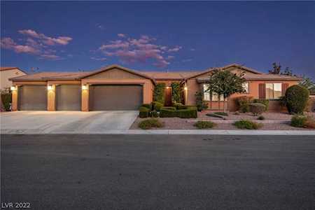 8882 Crescent Lake St Las Vegas, NV 89113