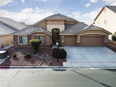 6233 Hawthorn Woods Ave Las Vegas, NV 89130