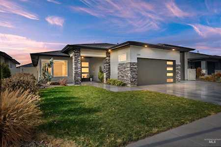 2359 S Aburge Ave Meridian, ID 83642