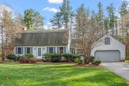 10 Sassafras Road Westford, MA 01886