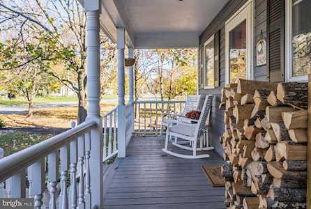 49 Lafayette St Hopewell, NJ 08525