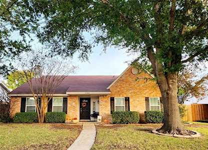 4104 Churchill Drive Flower Mound, TX 75028