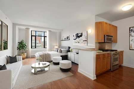 105 Greene St #1008 Jersey City, NJ 07302
