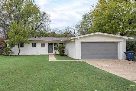 5520 Waltham Avenue Fort Worth, TX 76133