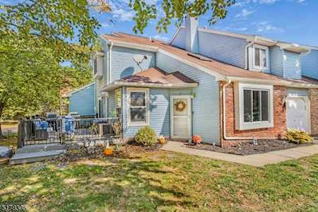55 Cherrywood Dr Franklin Twp., NJ 08873