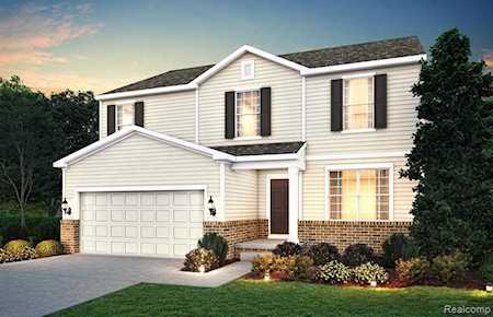 24561 Jade Dr Farmington, MI 48336