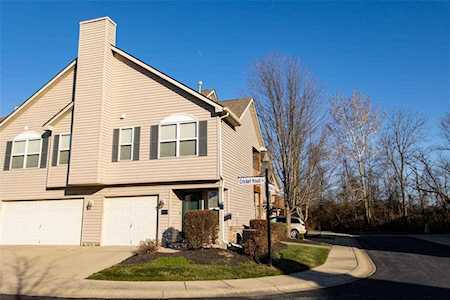 9484 Meadow Woods Ln #185 Avon, IN 46123