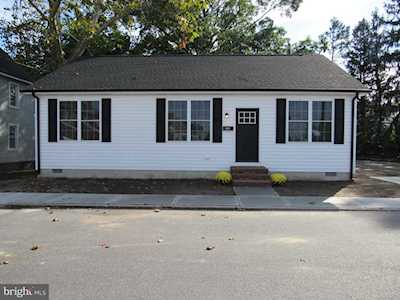 204 Mechanic St Laurel, DE 19956