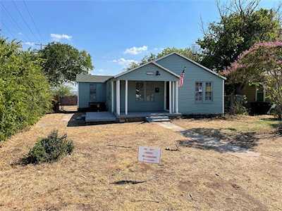 5701 Farnsworth Avenue Fort Worth, TX 76107