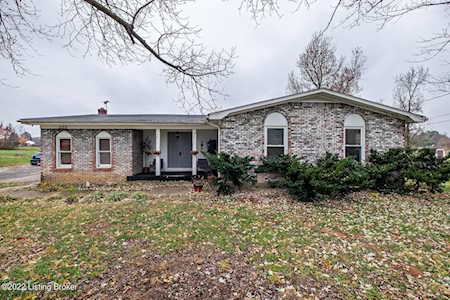 229 Truman Dr Mt Washington, KY 40047