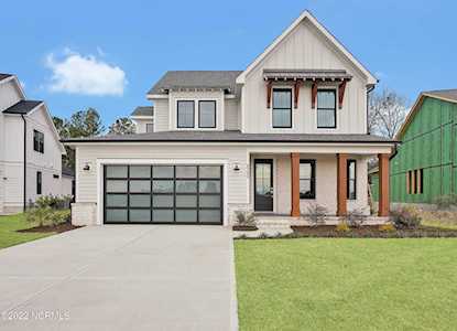 8249 Winding Creek Circle Wilmington, NC 28411