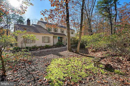 6 Colonial Ct Medford, NJ 08055
