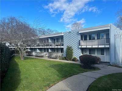 1 Wyndover Woods Lane #21 White Plains, NY 10603