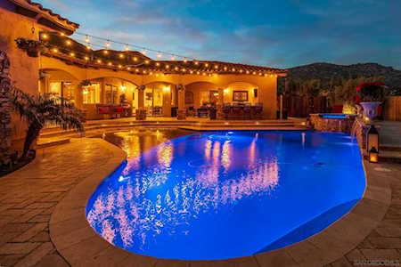 14818 Quail Haven Ln El Cajon, CA 92019