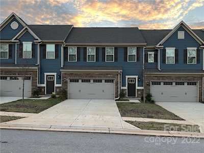 135 Beacon Dr Mooresville, NC 28117