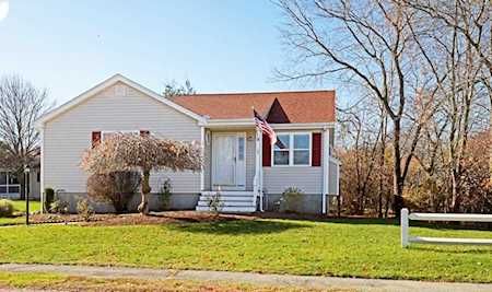 1 Brookbend Way East #1 East Bridgewater, MA 02333