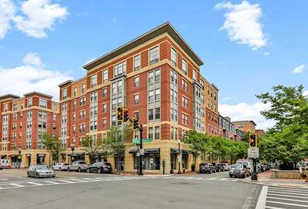 15 Waltham St #B602 Boston, MA 02118