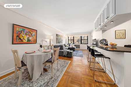 347 E 53rd St #8C New York, NY 10022