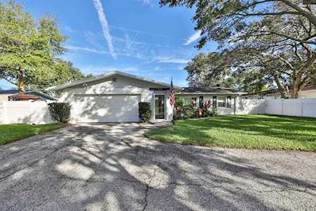 1646 Sunset Point Rd Clearwater, FL 33755
