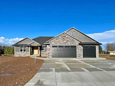 2400 Riddle Ct De Pere, WI 54115