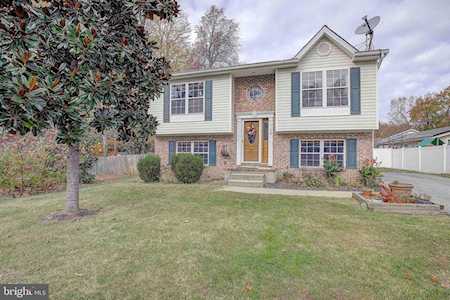 758 Pioneer Trl Lusby, MD 20657