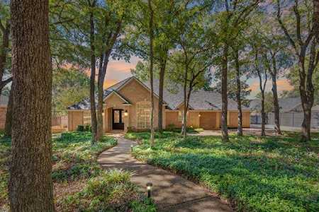 812 Greenbriar Drive Keller, TX 76248