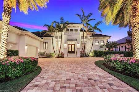 26171 Woodlyn Dr Bonita Springs, FL 34134